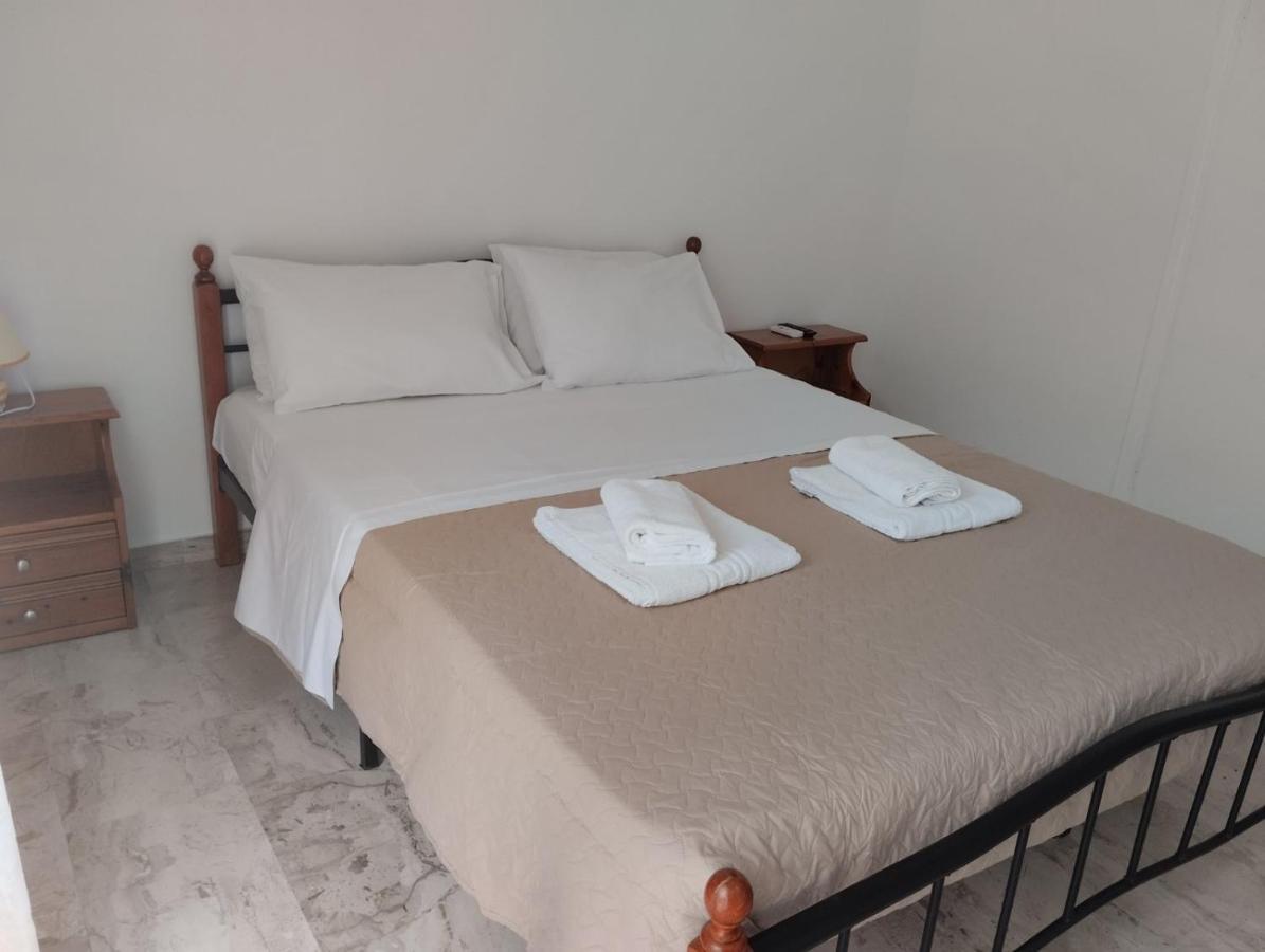 Katerina Apartments Каламата Экстерьер фото