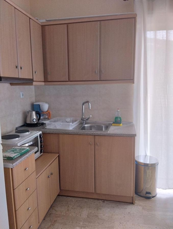 Katerina Apartments Каламата Экстерьер фото