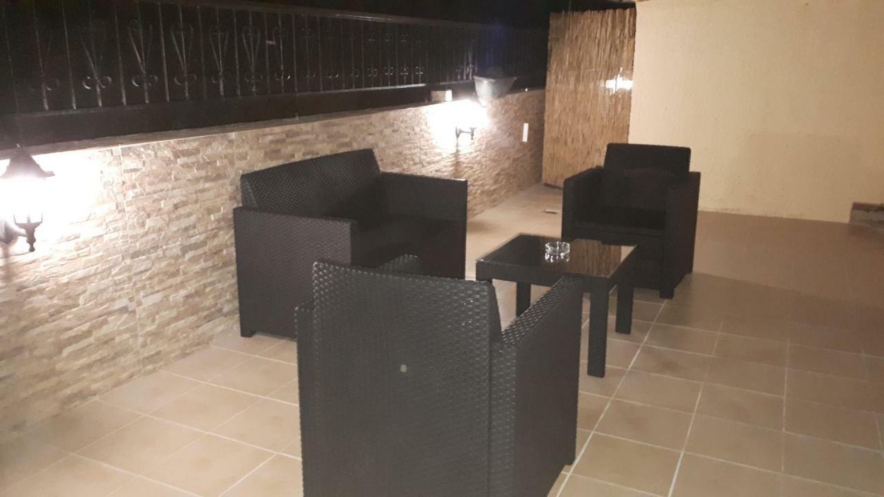 Katerina Apartments Каламата Экстерьер фото